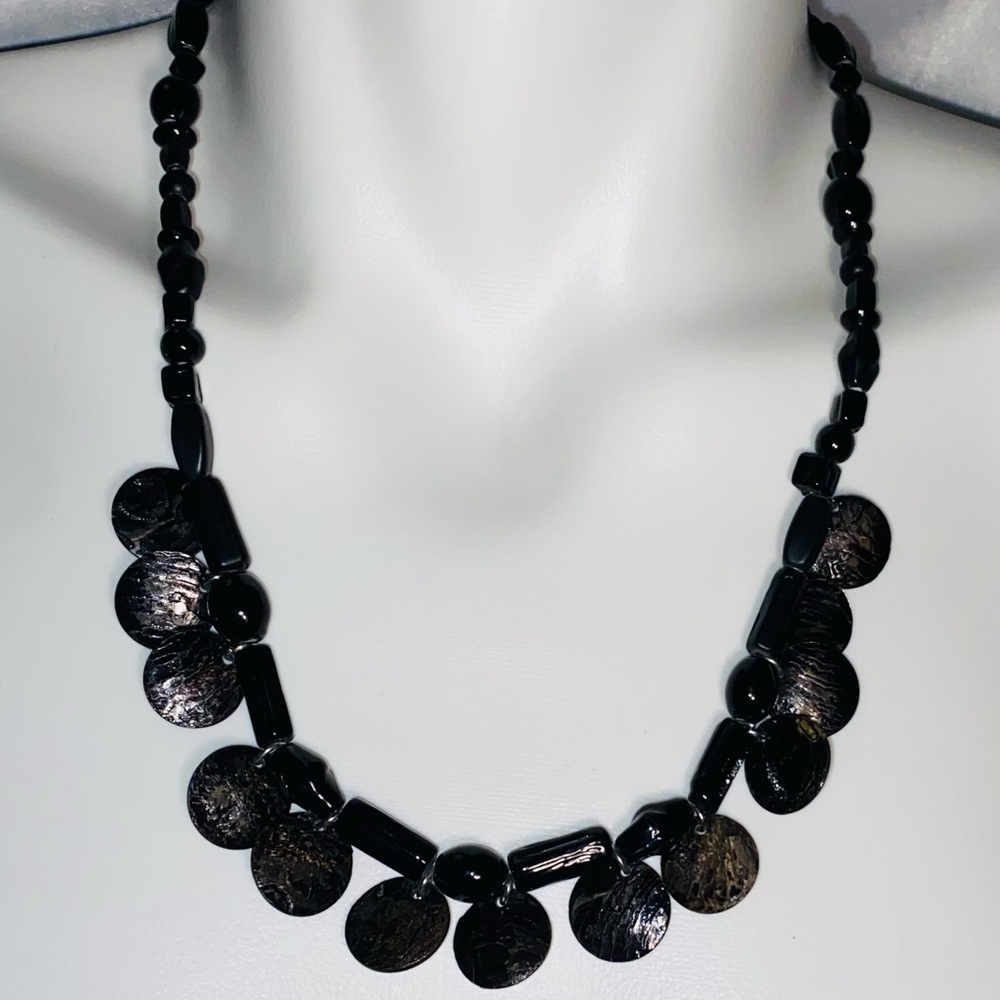 Elegant Black Beaded Necklace